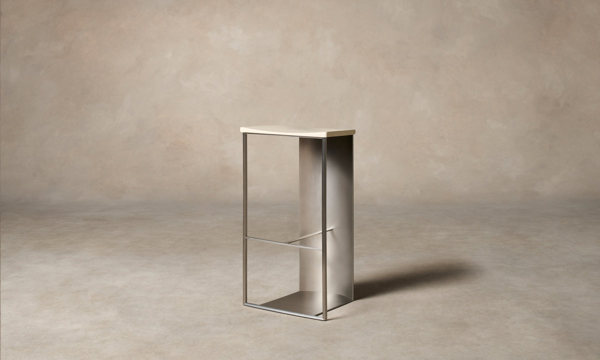 The Calder Bar & Counter Stool - Ardennes Leather Heron