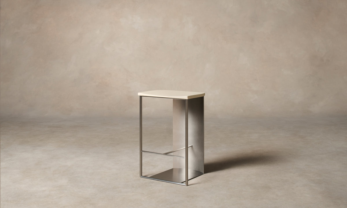 The Calder Bar & Counter Stool - Ardennes Leather Heron