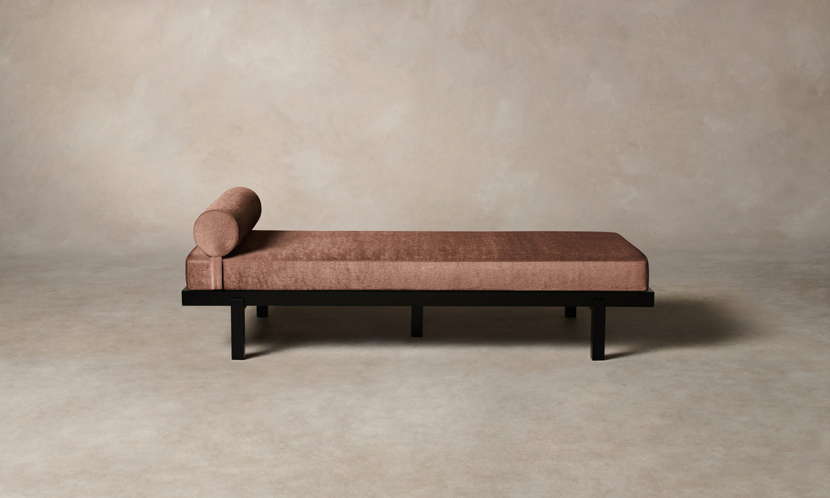 The Bruna Daybed - Mohair Peony