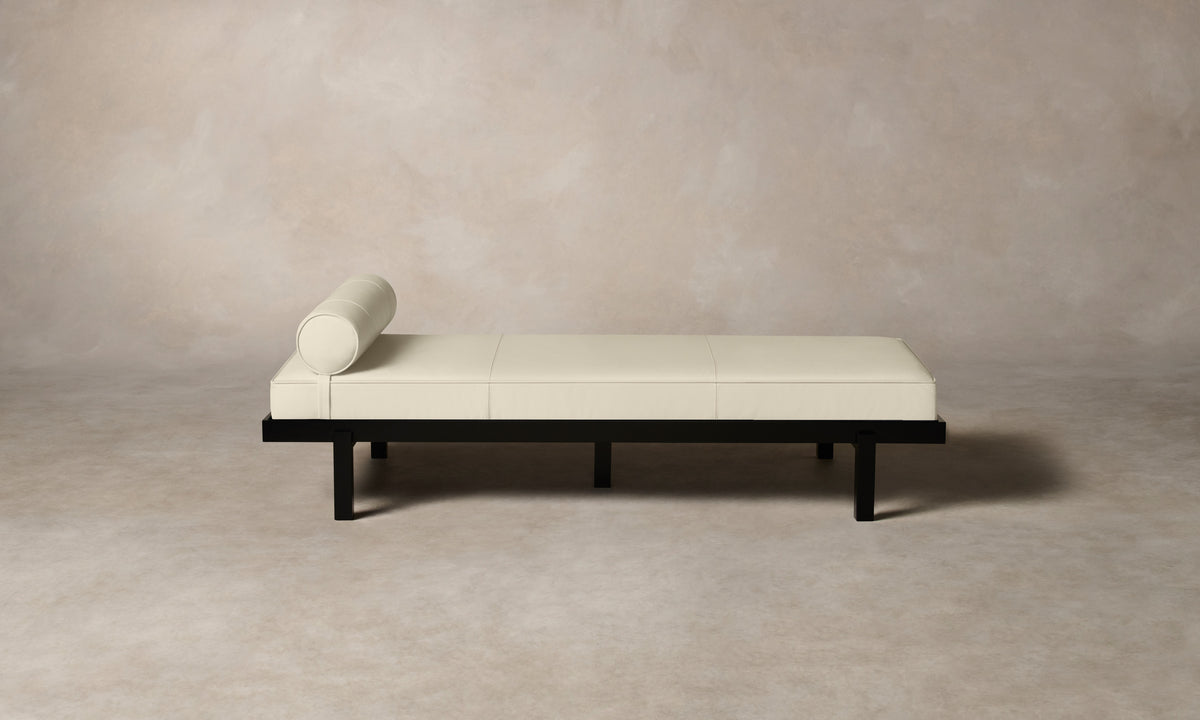 The Bruna Daybed - Pebbled Leather Swan