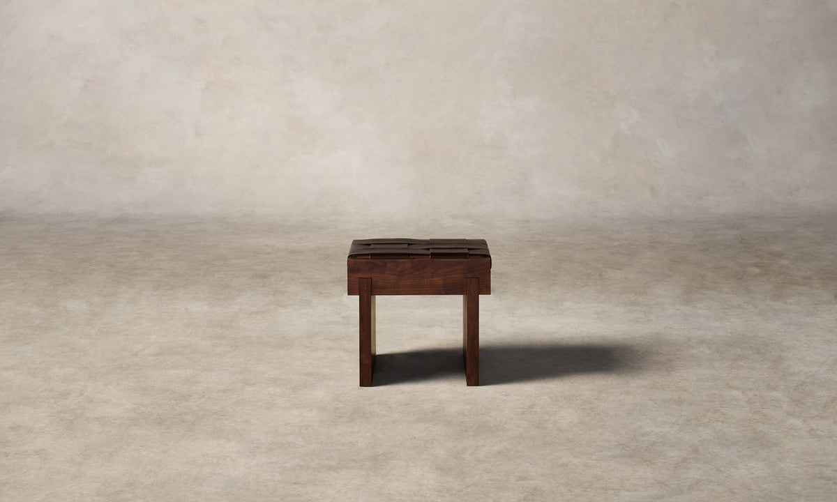 The Fio Stool - Saddle Leather Umber