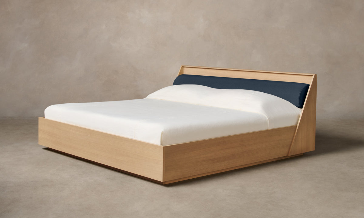 The Verne Bed - Performance Linen Weave Bay
