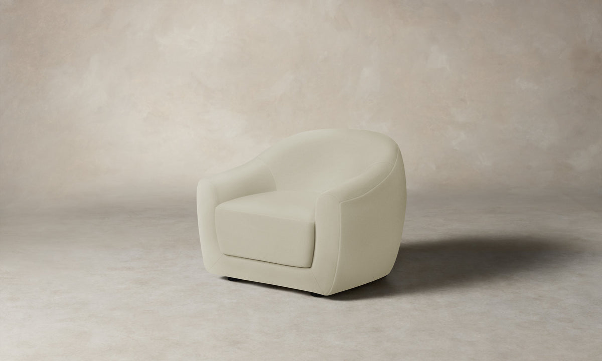 The Oliver Chair - Pebbled Leather Swan