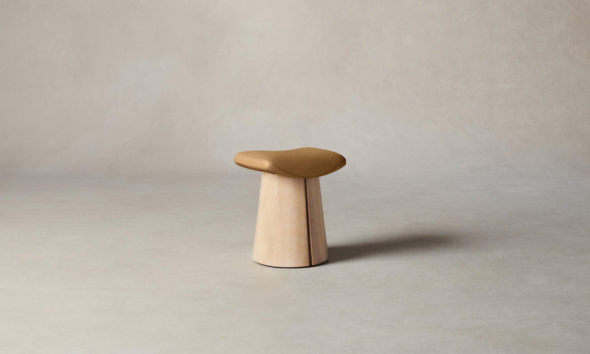 The Weston Stool - Costa Leather Nutmeg